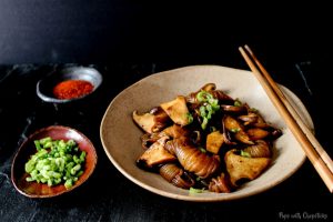 Black Garlic Shirataki Noodles with King Oyster Mushrooms