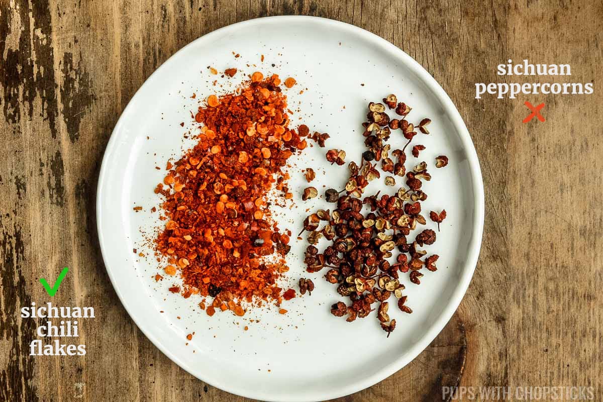 images showing sichuan peppercorns vs chili flakes