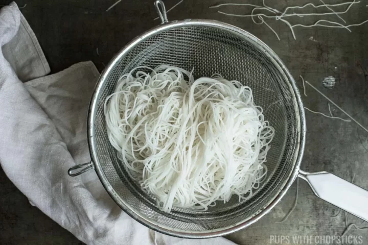 Vermicelli noodles drained
